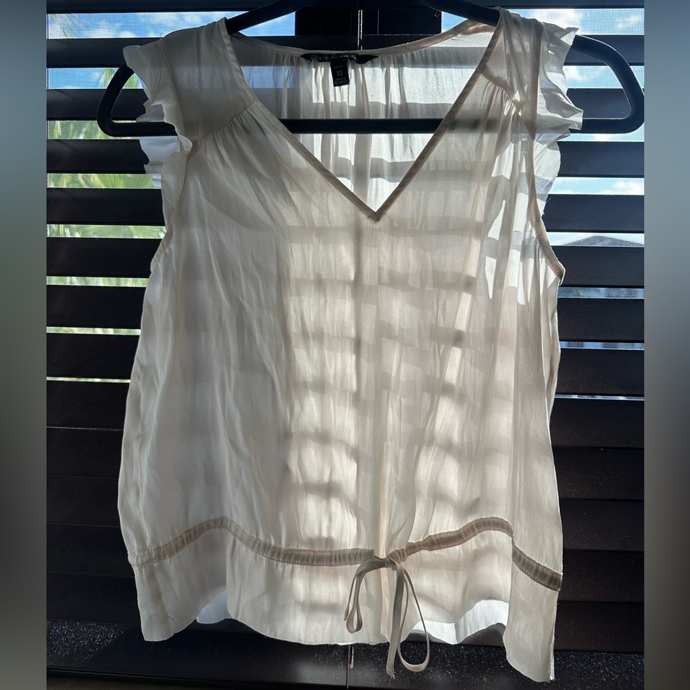 Banana Republic Silk Sleeveless top
